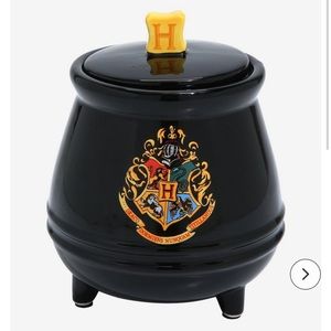 Kitchen | Nwt Harry Potter Hogwarts Cauldron Ceramic Cookie Jar | Poshmark